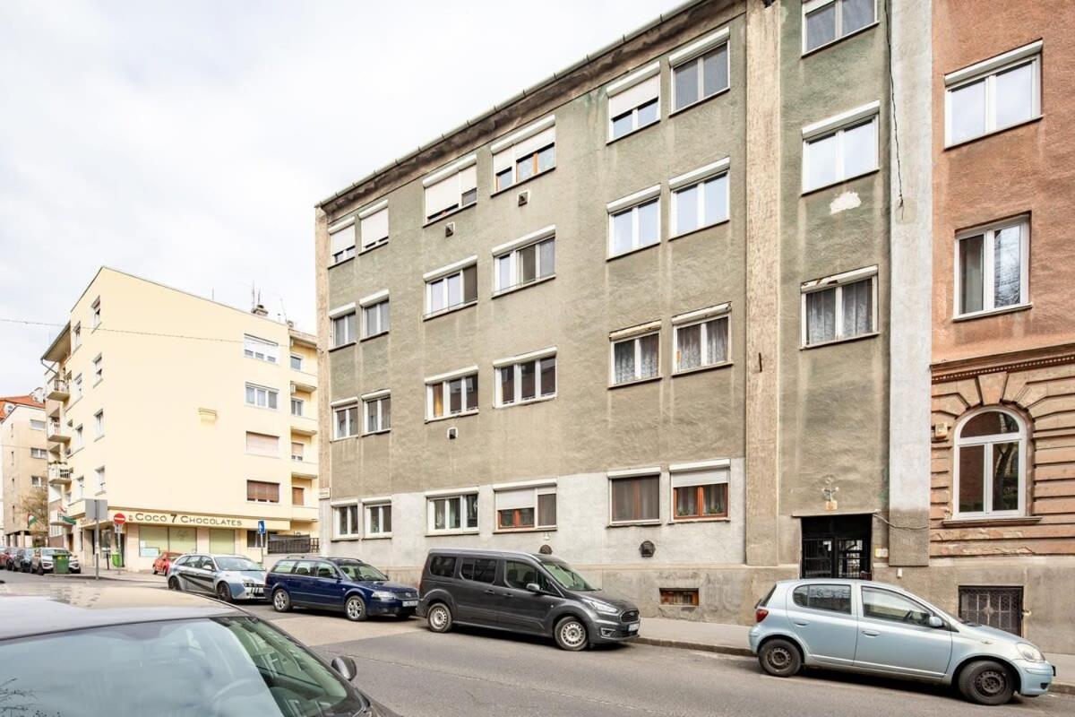 Central - Comfy - Sunny Budapest Luaran gambar